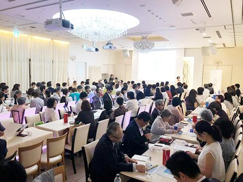 研修には１５０人が参集した